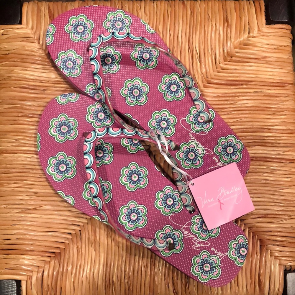 NWT Vera Bradley Flip Flops Pink Swirls Flowers